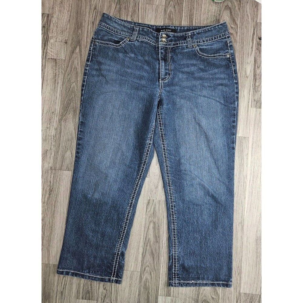 (3/$35) Nine West Size 32 / 14 Rhinestones Embroidered Cropped Date Night Jeans